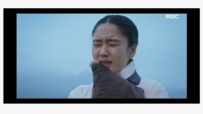 요즘 비주얼 진짜 선 넘은거 아니냐는 소리 나오는 여배우