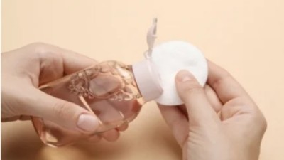 요즘 유행 '클렌징 오일로 겨드랑이 닦기'… 진짜 암내 없앨까?
